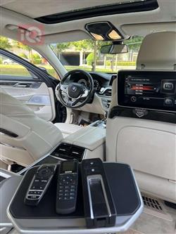 بي ام دبليو الفئة 7